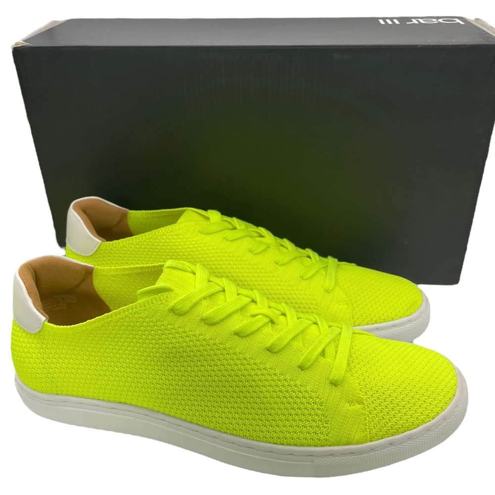 BAR III men’s Donnie knit lace-up yellow lightweight sneakers Size 9M